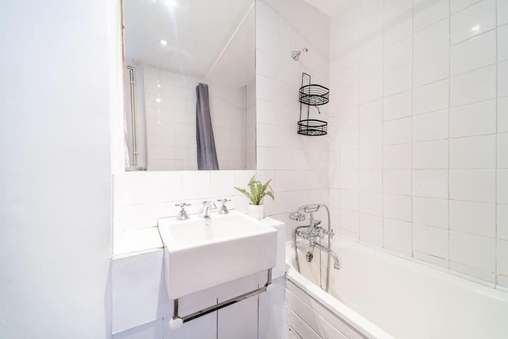 Beautiful One Bedroom Flat In Tavistock Place London Exterior foto